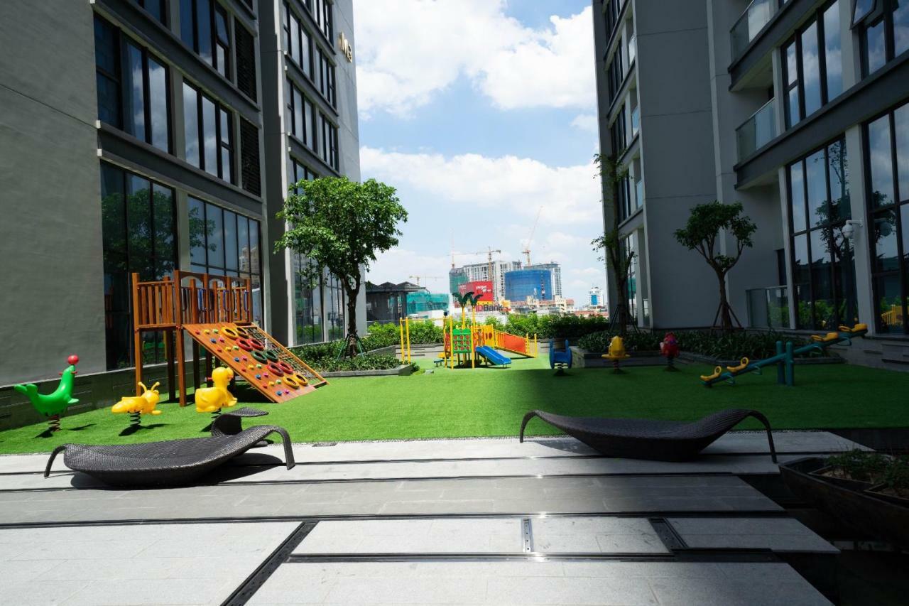 Hi-Home Suites - Vinhomes Metropolis هانوي المظهر الخارجي الصورة